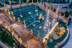 Vi Nhân Kiệt Travel
