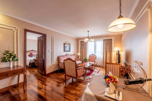 Khách sạn Grand Sài Gòn