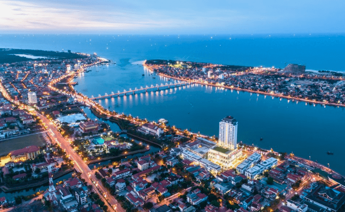 Thành phố Đồng Hới về đêm